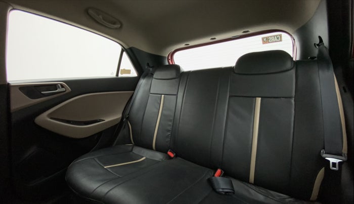 2017 Hyundai Elite i20 SPORTZ 1.2, Petrol, Manual, 58,378 km, Right Side Rear Door Cabin