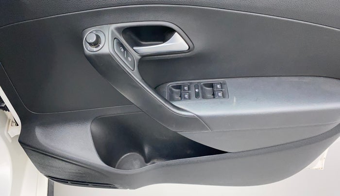 2020 Volkswagen Polo HIGHLINE PLUS 1.0L TSI, Petrol, Manual, 47,629 km, Driver Side Door Panels Control