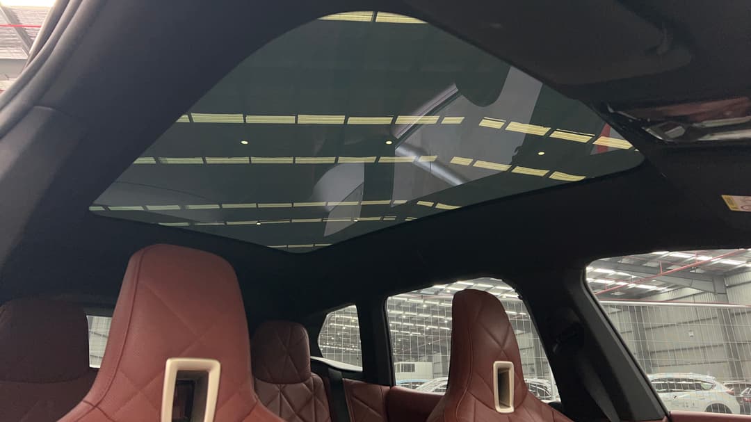 2023 BMW Ix xDrive40, Automatic, 66623 km, Interior Sunroof/Moonroof
