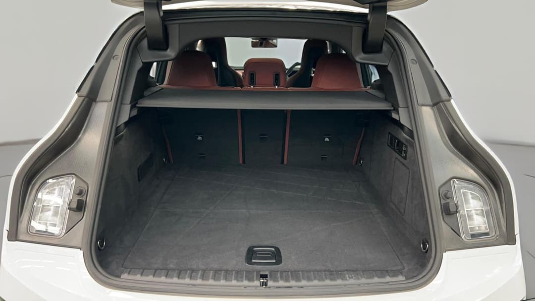 2023 BMW Ix xDrive40, Automatic, 66623 km, Boot Inside View