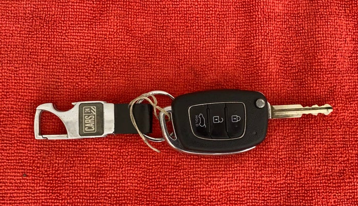 2015 Hyundai Elite i20 SPORTZ 1.2, Petrol, Manual, 50,224 km, Key Close Up