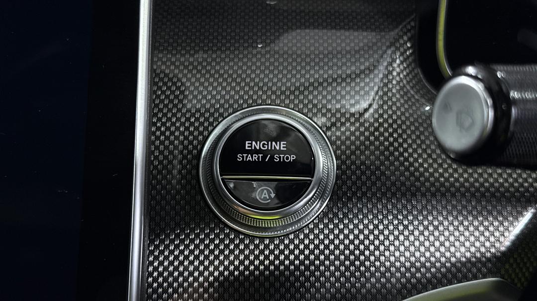 2022 Mercedes-benz C200 Mhev, Automatic, 21105 km, Keyless / Button Start