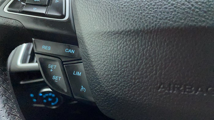 FORD FOCUS-Cruise Control