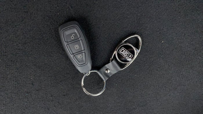 FORD FOCUS-Key Close-up