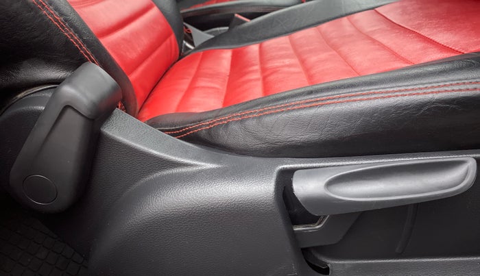2020 Volkswagen Polo COMFORTLINE PLUS 1.0, Petrol, Manual, 9,784 km, Driver Side Adjustment Panel