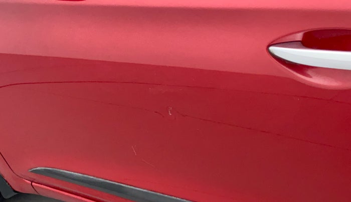 2014 Hyundai Elite i20 SPORTZ 1.2, Petrol, Manual, 1,05,481 km, Front passenger door - Minor scratches