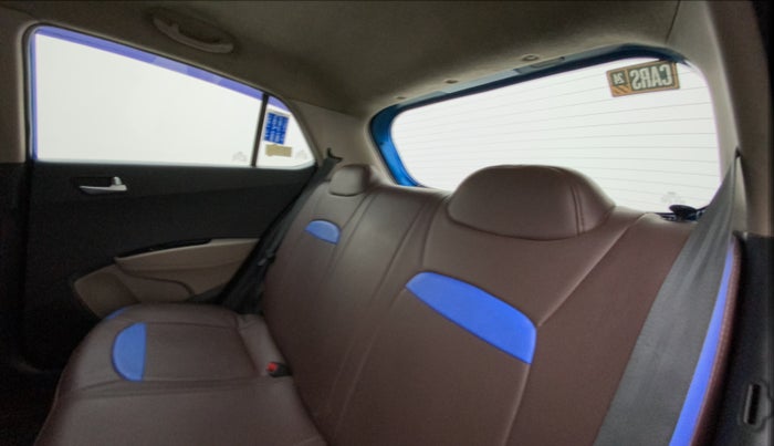 2018 Hyundai Grand i10 SPORTZ (O) 1.2 KAPPA VTVT, Petrol, Manual, 1,03,142 km, Right Side Rear Door Cabin