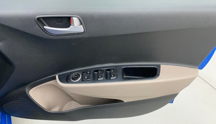 2018 Hyundai Grand i10 SPORTZ (O) 1.2 KAPPA VTVT, Petrol, Manual, 1,03,142 km, Driver Side Door Panels Control