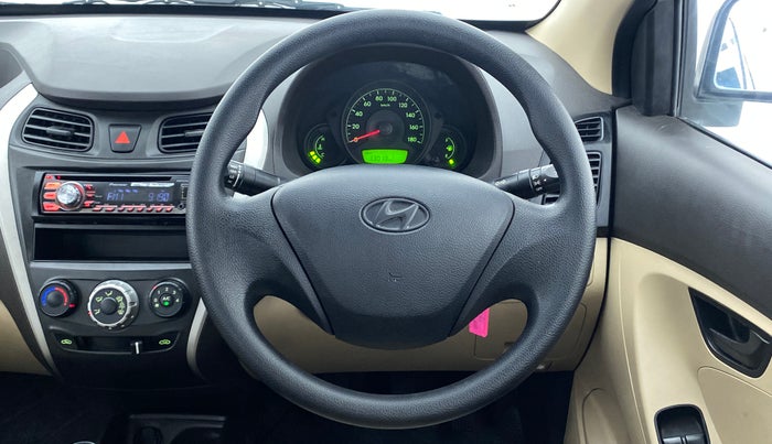 2015 Hyundai Eon ERA PLUS, Petrol, Manual, 33,012 km, Steering Wheel Close Up