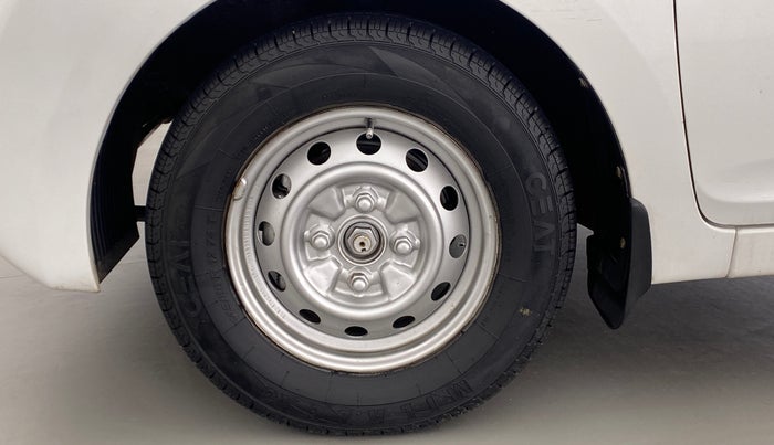 2015 Hyundai Eon ERA PLUS, Petrol, Manual, 33,012 km, Left Front Wheel