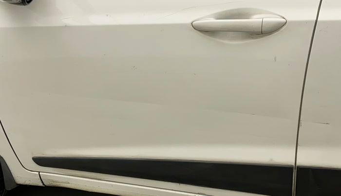 2014 Hyundai Xcent S (O) 1.2, Petrol, Manual, 82,284 km, Front passenger door - Slightly dented