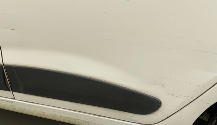 2014 Hyundai Xcent S (O) 1.2, Petrol, Manual, 82,284 km, Rear left door - Minor scratches