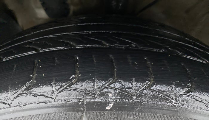 2019 Hyundai Creta SX 1.6 DIESEL, Diesel, Manual, 82,259 km, Left Front Tyre Tread
