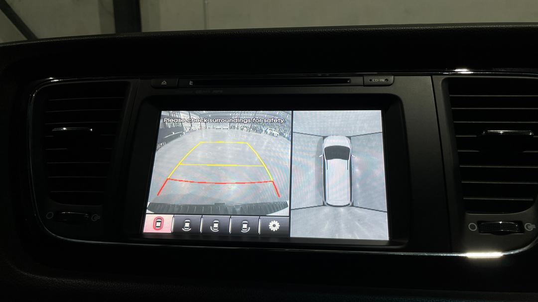 2018 Kia Carnival Platinum, Automatic, 143770 km, Parking Camera