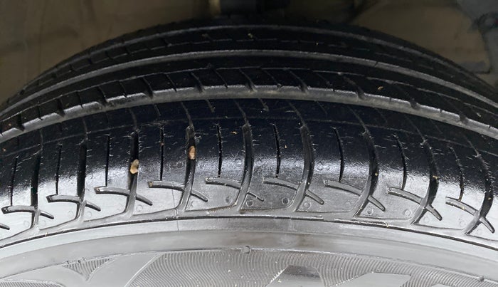 2019 Maruti Baleno DELTA 1.2 K12, Petrol, Manual, 19,417 km, Right Front Tyre Tread