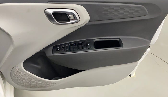 2019 Hyundai GRAND I10 NIOS SPORTZ AMT 1.2 KAPPA VTVT, Petrol, Automatic, 31,557 km, Driver Side Door Panels Control