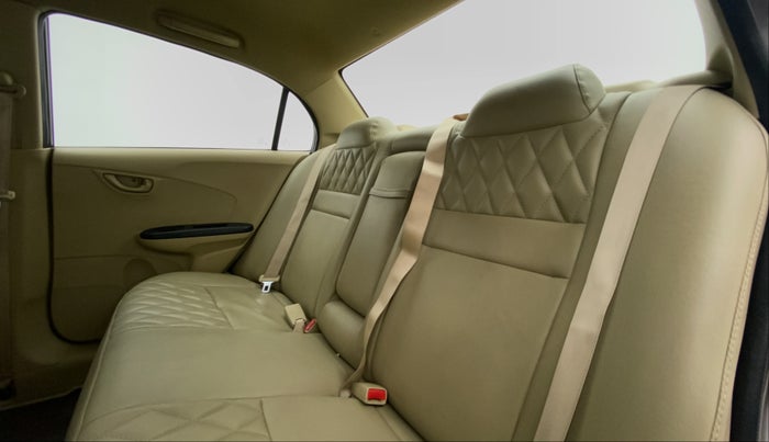 2016 Honda Amaze 1.2 SMT I VTEC, Petrol, Manual, 32,931 km, Right Side Rear Door Cabin