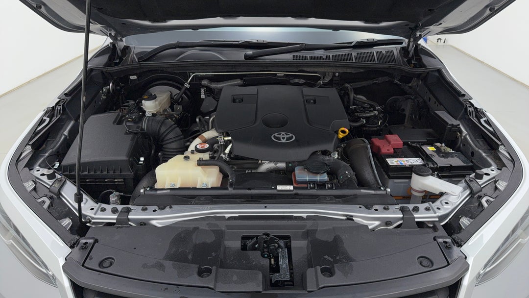 Open Bonnet (Engine)