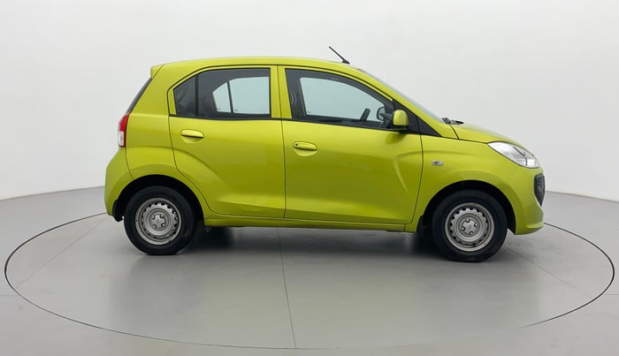 2019 Hyundai NEW SANTRO MAGNA, Petrol, Manual, 68,082 km, Right Side View