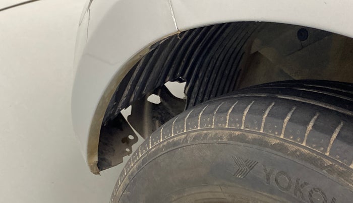 2014 Hyundai i20 MAGNA O 1.2, Petrol, Manual, 74,795 km, Left fender - Lining loose