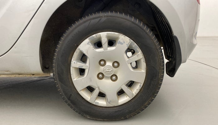 2014 Hyundai i20 MAGNA O 1.2, Petrol, Manual, 74,795 km, Left Rear Wheel
