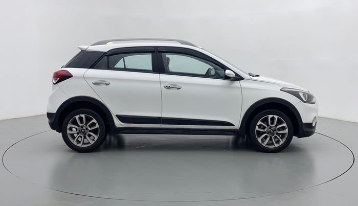 2015 Hyundai i20 Active 1.4 SX, Diesel, Manual, 86,278 km, Right Side