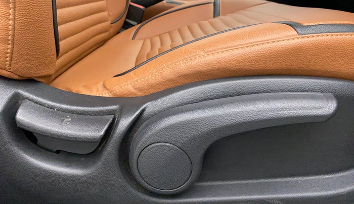 2015 Hyundai i20 Active 1.4 SX, Diesel, Manual, 86,278 km, Driver Side Adjustment Panel