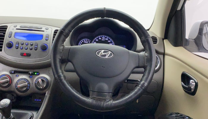 2013 Hyundai i10 SPORTZ 1.2, Petrol, Manual, 74,726 km, Steering Wheel Close Up