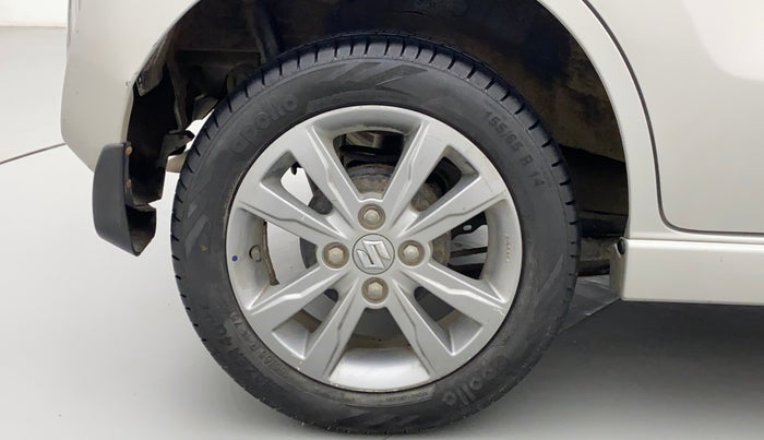 2013 Maruti Wagon R Stingray VXI, Petrol, Manual, 51,422 km, Right Rear Wheel