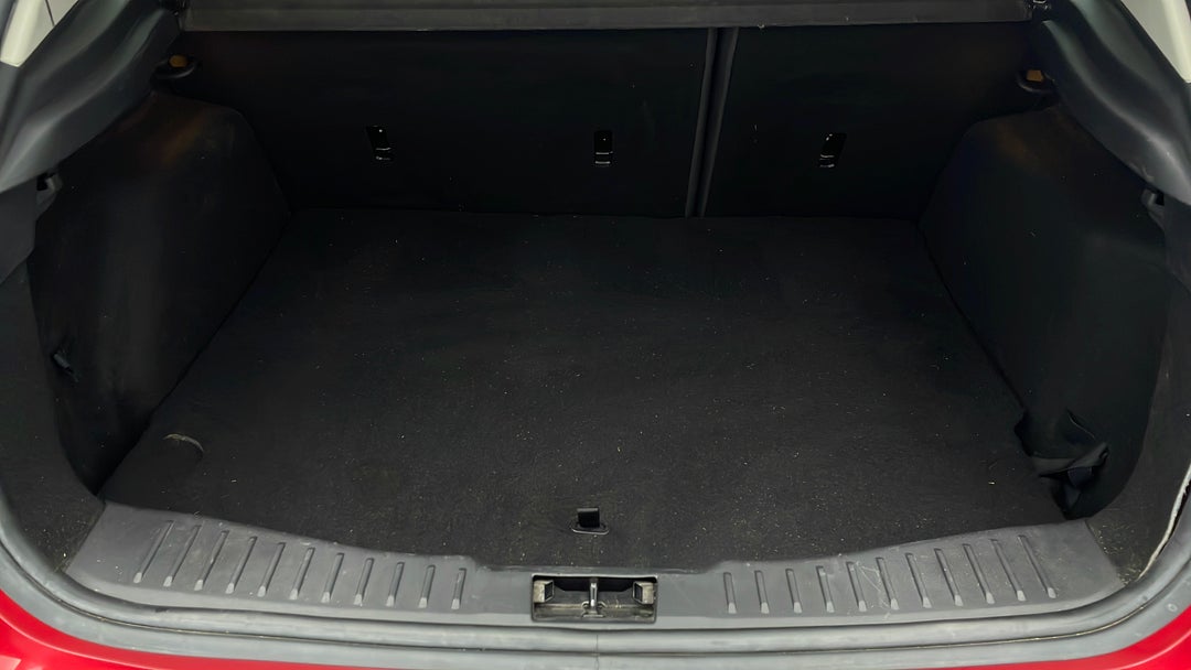 2014 Ford Focus Trend, Automatic, 97315 km, Boot Inside View