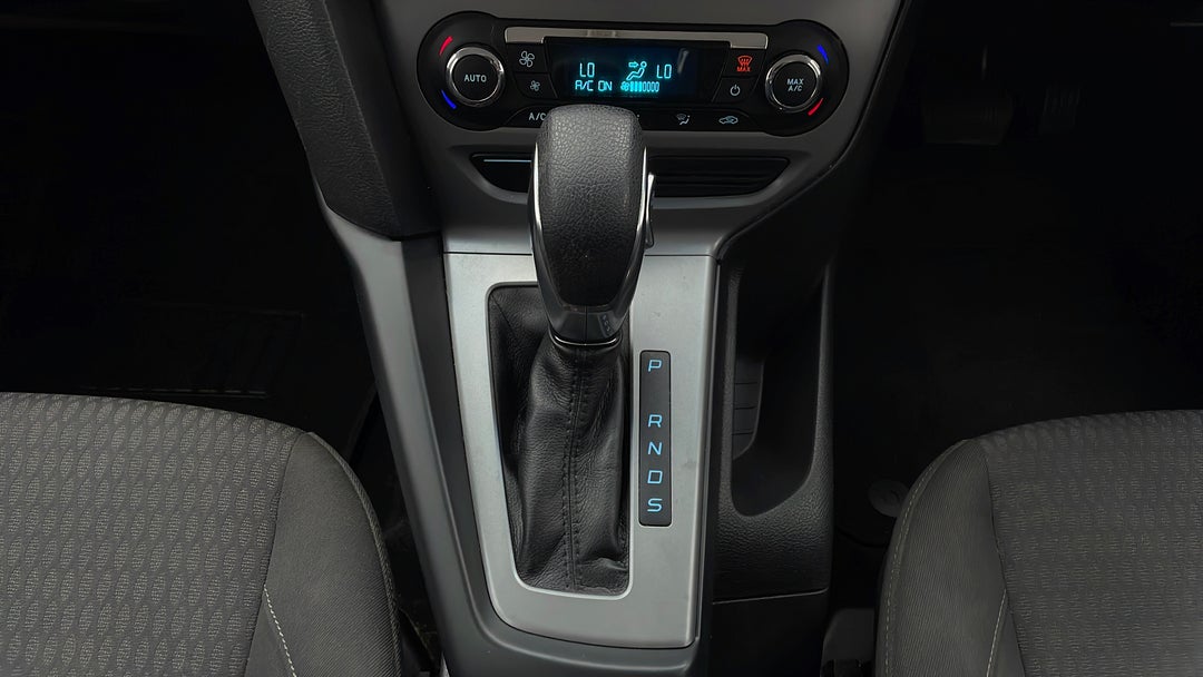 2014 Ford Focus Trend, Automatic, 97315 km, Gear Lever 