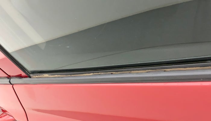 2018 Hyundai Grand i10 MAGNA 1.2 KAPPA VTVT, Petrol, Manual, 1,03,102 km, Rear left door - Weather strip has minor damage