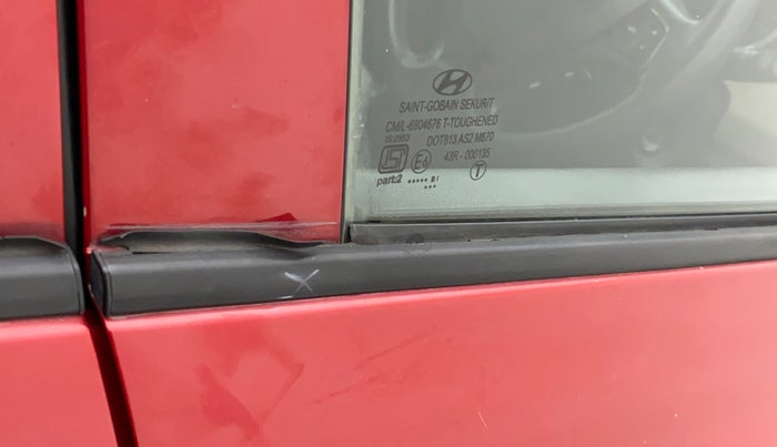 2018 Hyundai Grand i10 MAGNA 1.2 KAPPA VTVT, Petrol, Manual, 1,03,102 km, Driver-side door - Weather strip has minor damage