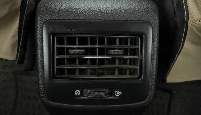 2014 Hyundai Grand i10 SPORTZ 1.2 KAPPA VTVT, Petrol, Manual, 72,379 km, Rear AC Vents