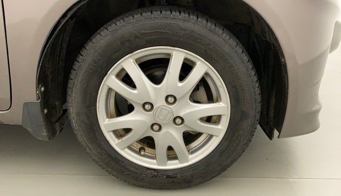 2012 Honda Brio 1.2 V MT I VTEC, Petrol, Manual, 37,309 km, Right Front Wheel