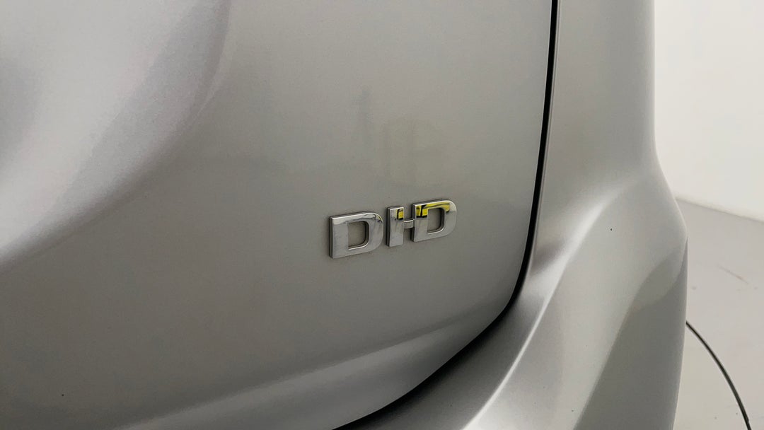 2017 Mitsubishi Outlander Ls 7 Seat (AWD), Automatic, 136770 km, Badge (Boot Right Side)