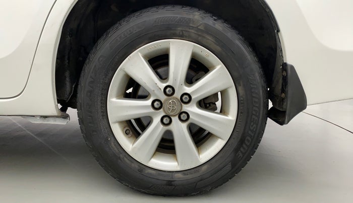 2016 Toyota Corolla Altis G, Petrol, Manual, 36,318 km, Left Rear Wheel