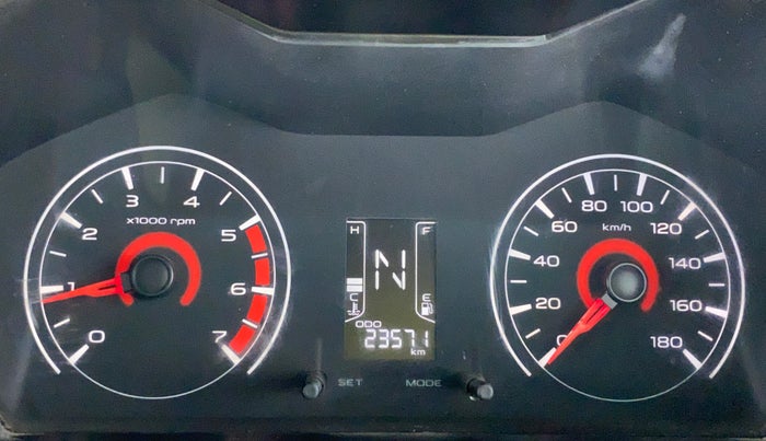 2016 Mahindra Kuv100 K4 5 STR, Petrol, Manual, 23,645 km, Odometer Image