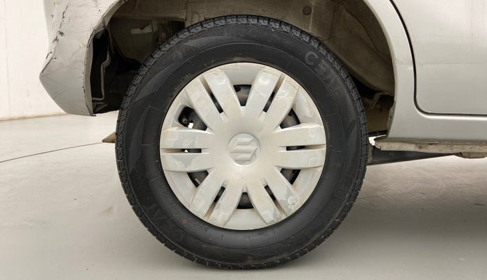 2015 Maruti Alto 800 LXI, Petrol, Manual, 1,10,547 km, Right Rear Wheel