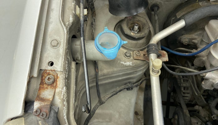 2015 Maruti Alto 800 LXI, Petrol, Manual, 1,10,547 km, Front windshield - Wiper bottle cap missing