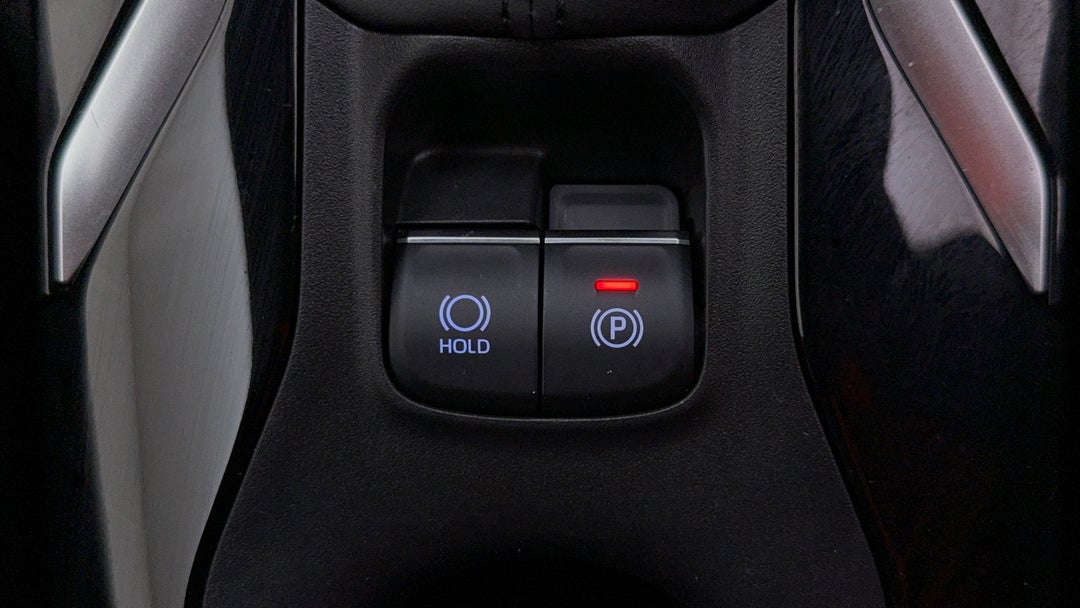 2021 Toyota Corolla Zr, Automatic, 39773 km, Handbrake