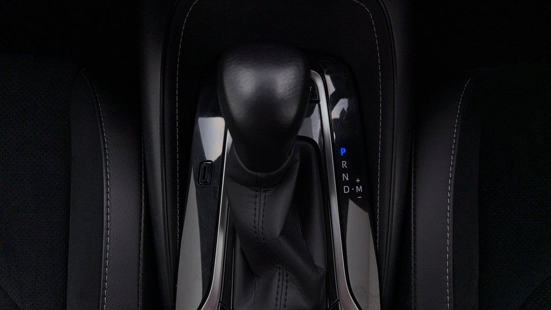 2021 Toyota Corolla Zr, Automatic, 39773 km, Gear Lever 