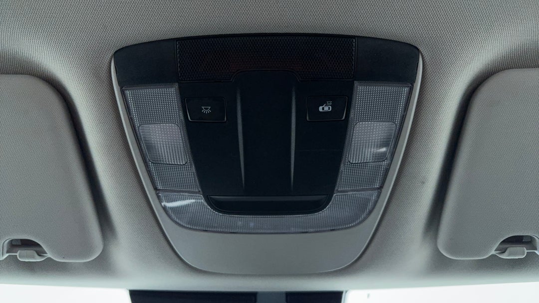 On-Roof Controls/Sunglass holder