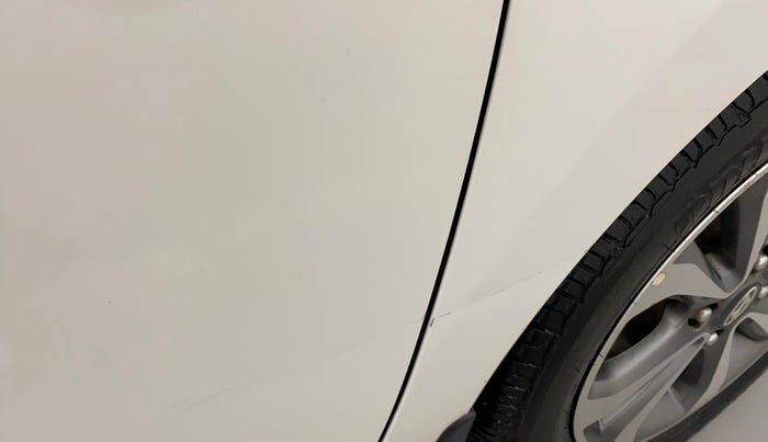 2014 Hyundai Xcent SX AT 1.2 (O), Petrol, Automatic, 91,339 km, Right fender - Slightly dented