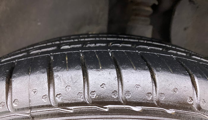 2018 Hyundai Creta SX PLUS 1.6 PETROL, Petrol, Manual, 13,046 km, Left Rear Tyre Tread