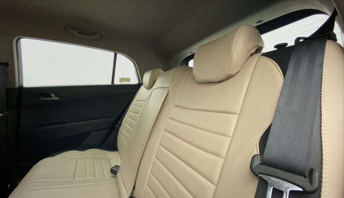 2018 Hyundai Creta SX PLUS 1.6 PETROL, Petrol, Manual, 13,046 km, Right Side Rear Door Cabin
