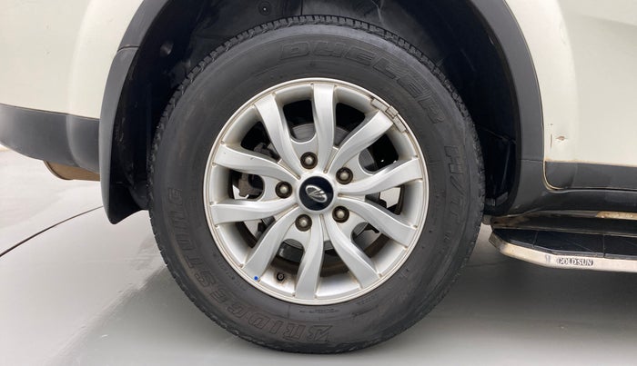 2019 Mahindra XUV500 W9, Diesel, Manual, 58,578 km, Right Rear Wheel