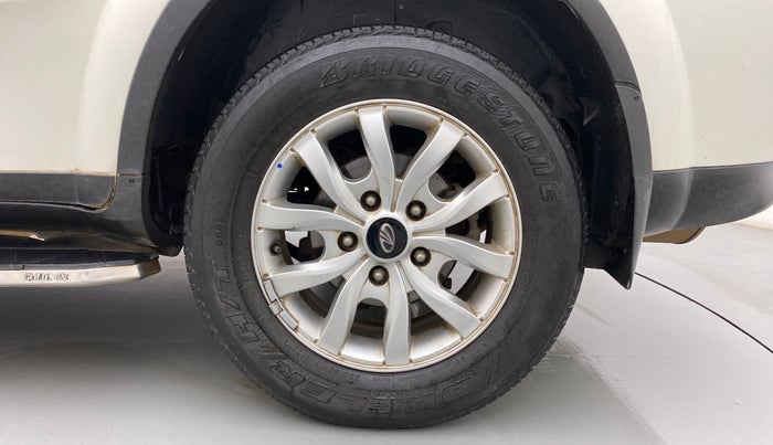 2019 Mahindra XUV500 W9, Diesel, Manual, 58,578 km, Left Rear Wheel