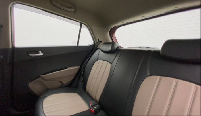 2016 Hyundai Grand i10 ASTA 1.2 KAPPA VTVT, Petrol, Manual, 73,983 km, Right Side Rear Door Cabin