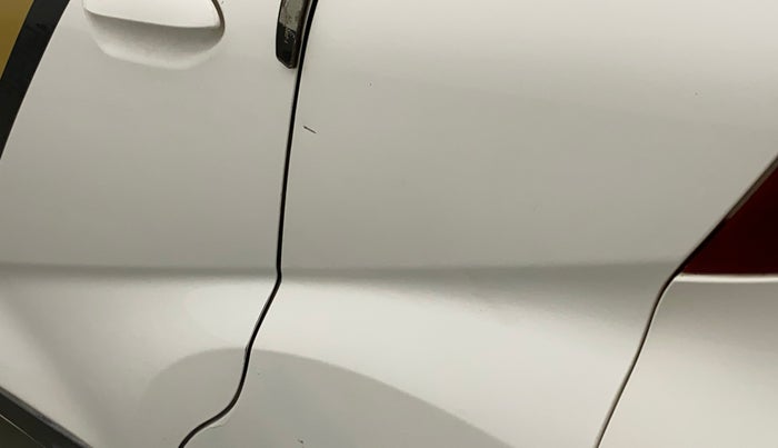 2017 Datsun Redi Go GOLD LIMITED EDITION, Petrol, Manual, 73,805 km, Left quarter panel - Minor scratches